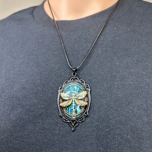 Vintage Crow Whimsical Dragonfly butterfly style 2D Flat Elegant Gothic Bohemian